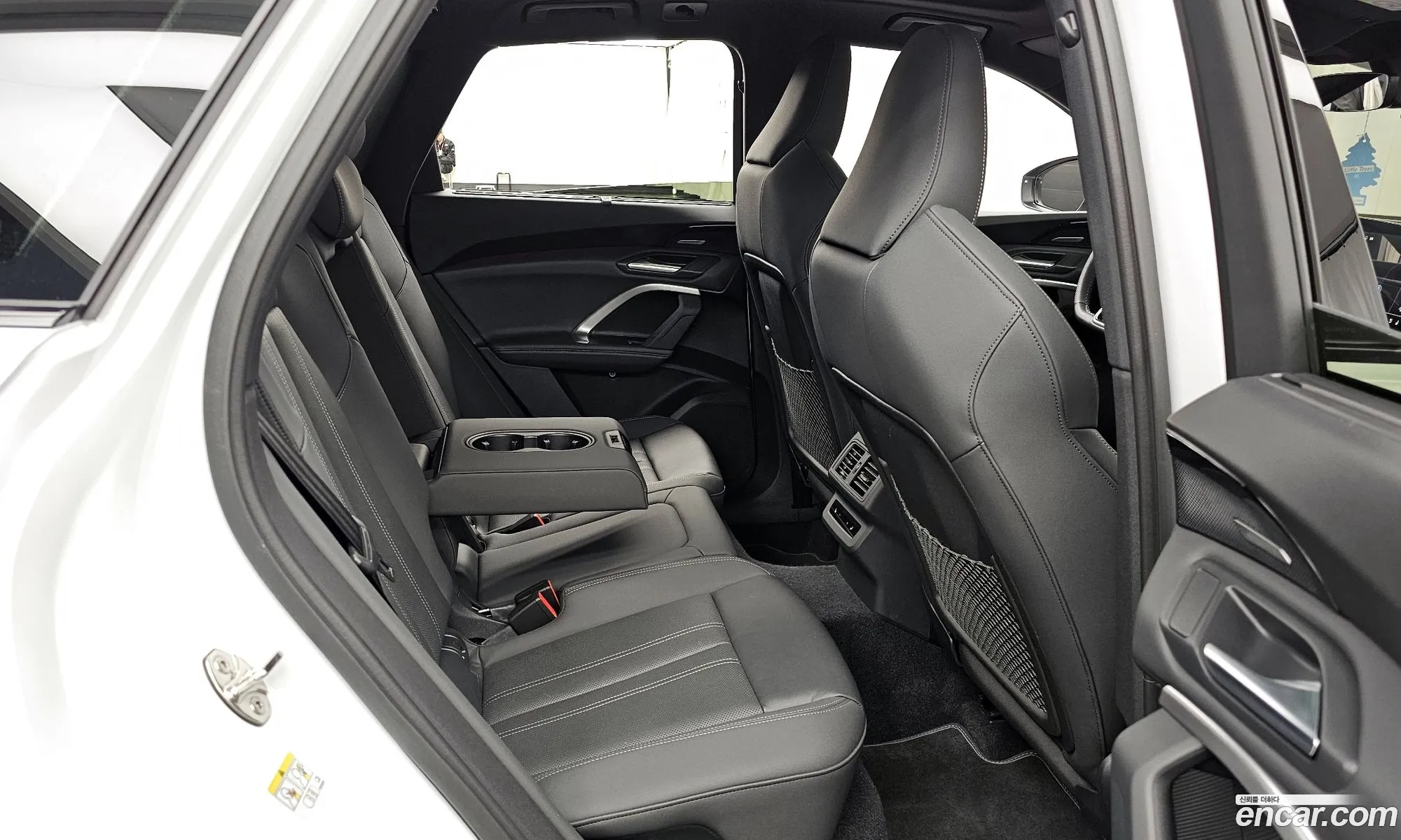 Audi Q5 2025 WAUZZZGU9S2019404 — 4