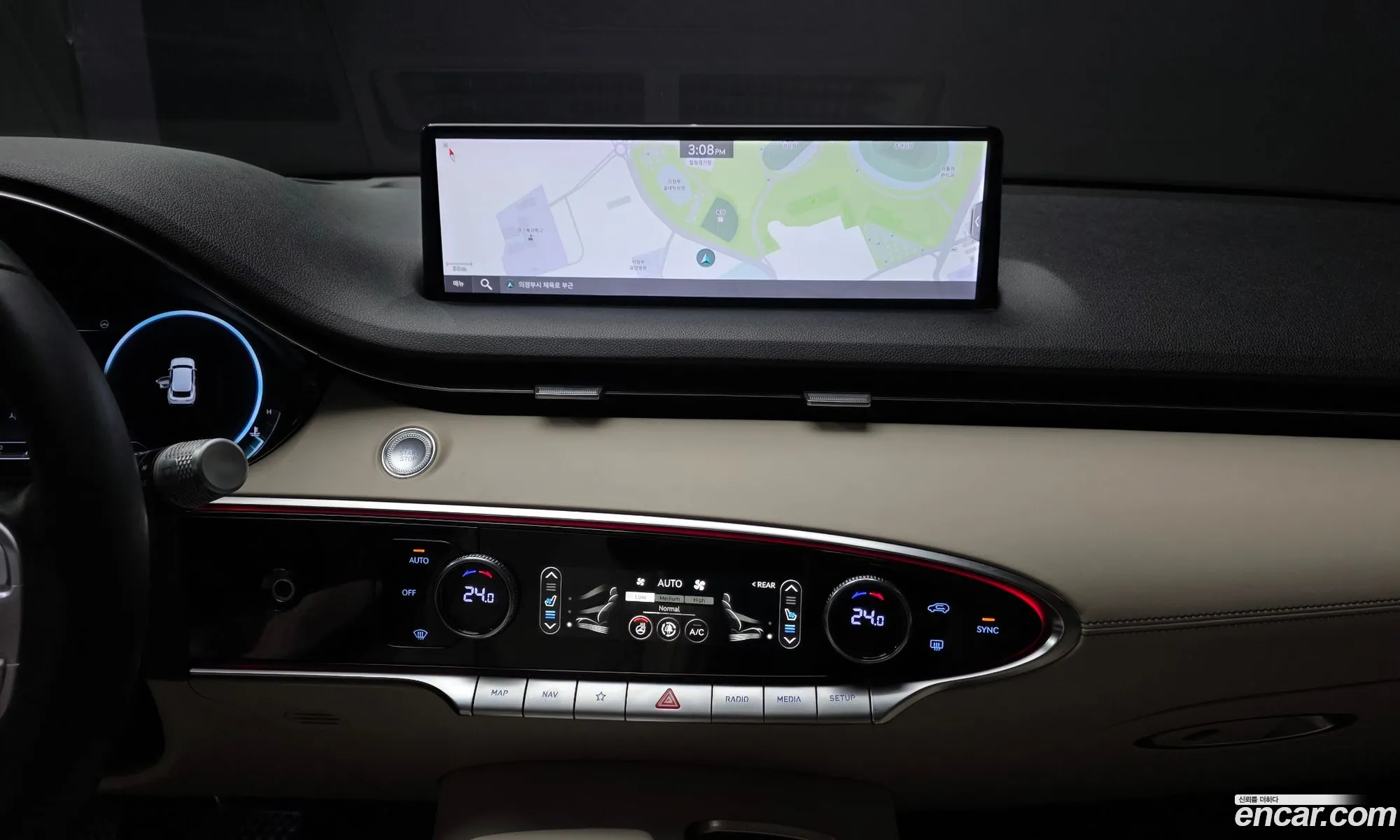 Genesis GV70 2021 — 13