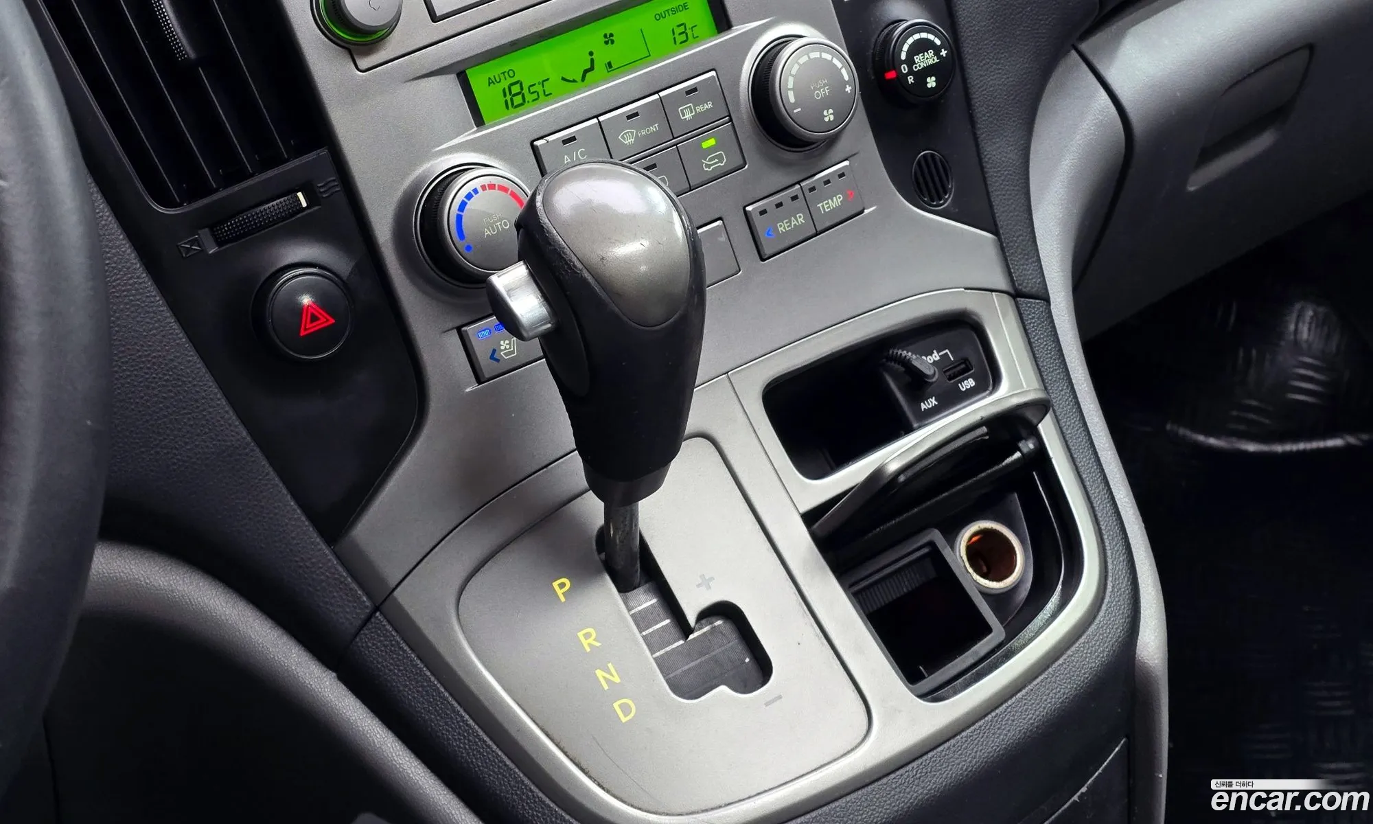Hyundai Grand Starex 2014 — 2