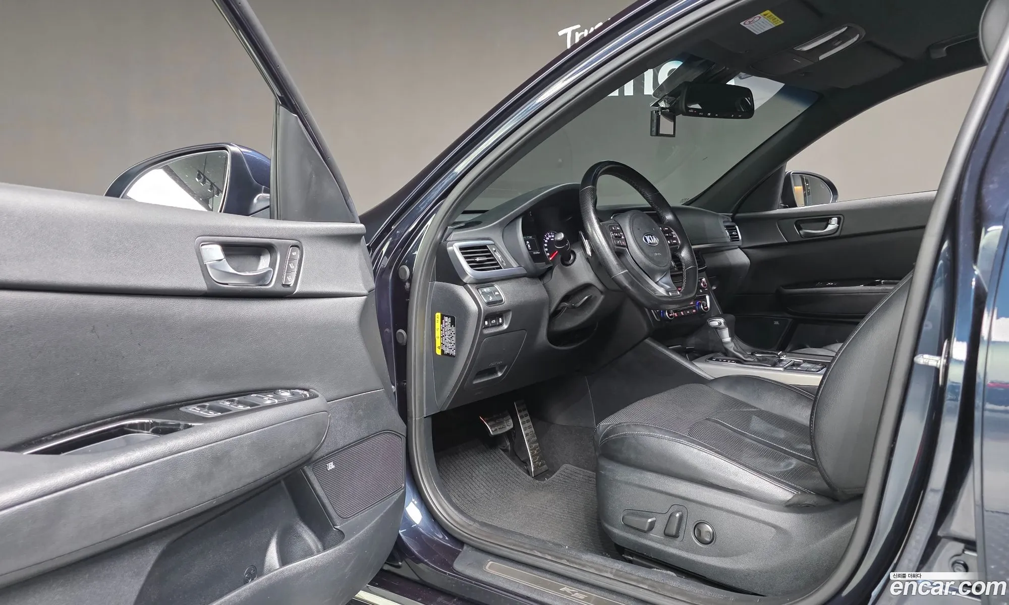 Kia K5 2017 — 12