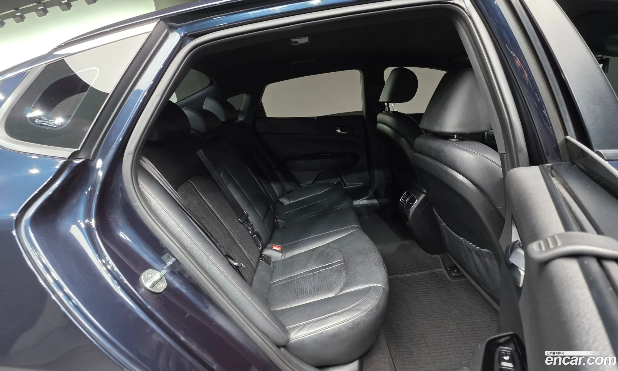 Kia K5 2017 — 17
