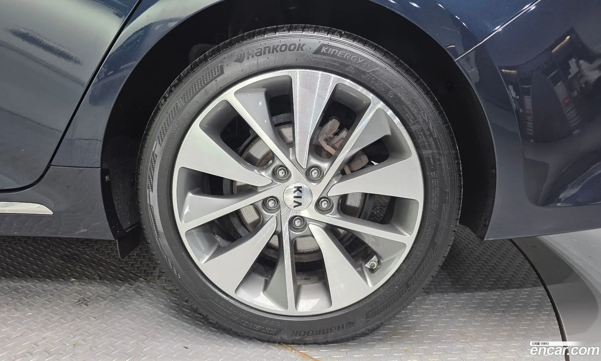 Kia K5 2017 — 10