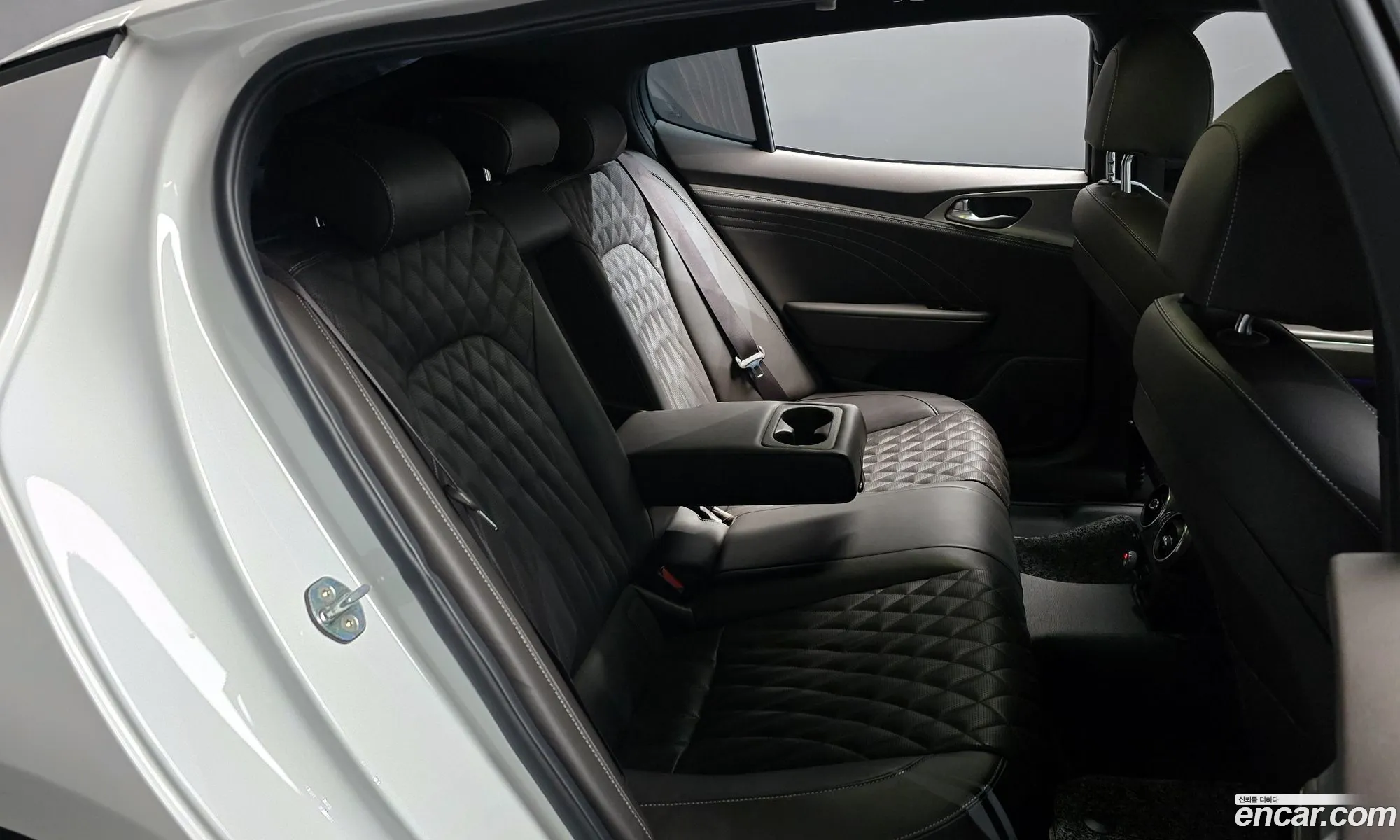 Kia Stinger Meister 2021 — 5