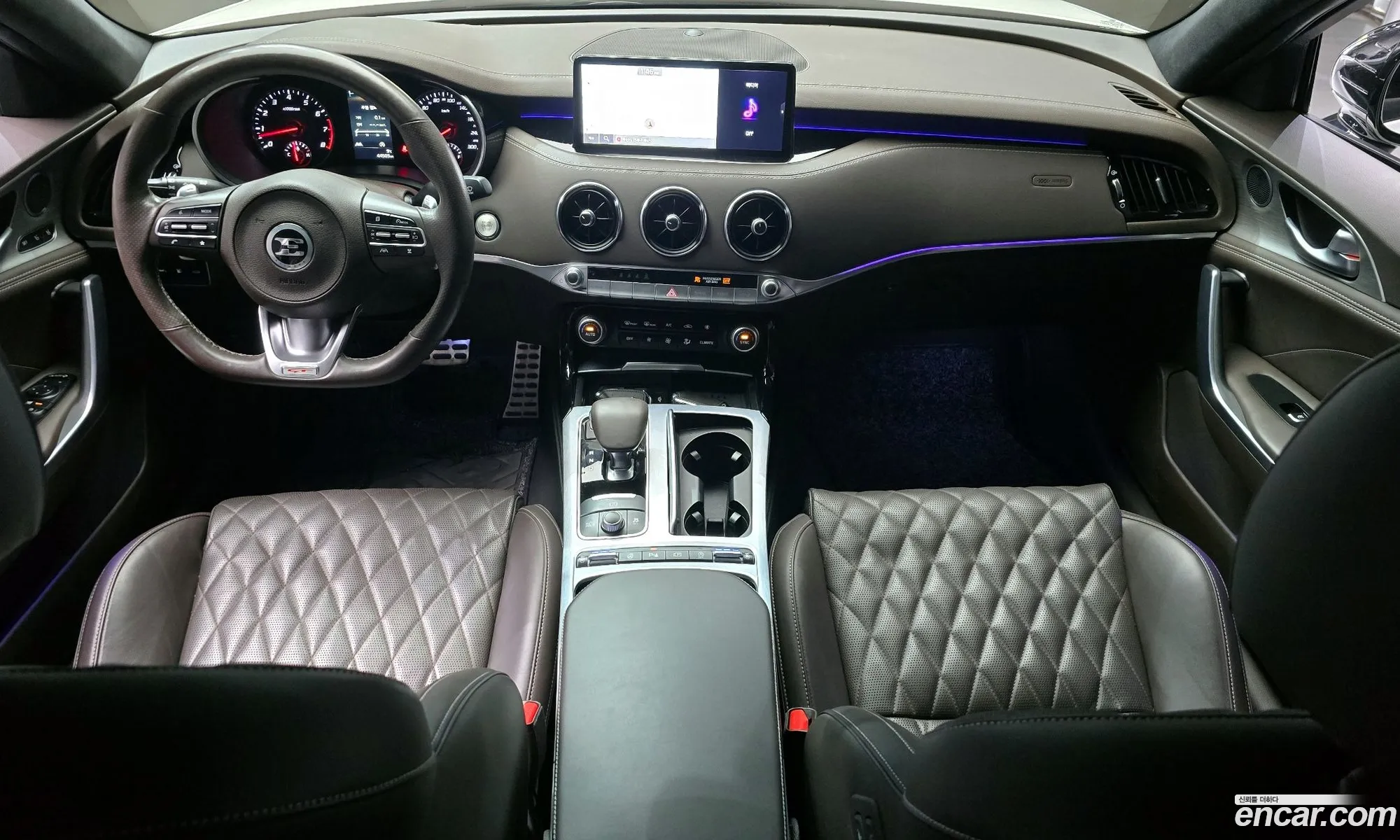 Kia Stinger Meister 2021 — 19