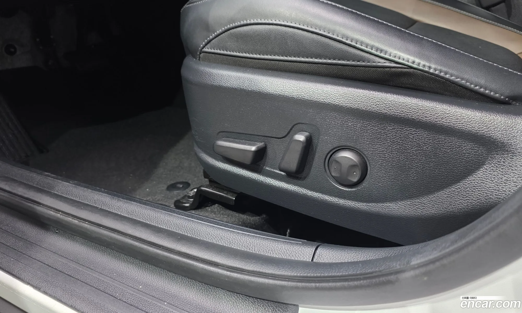 Kia Seltos 2022 KNAET812GPK314233 — 4