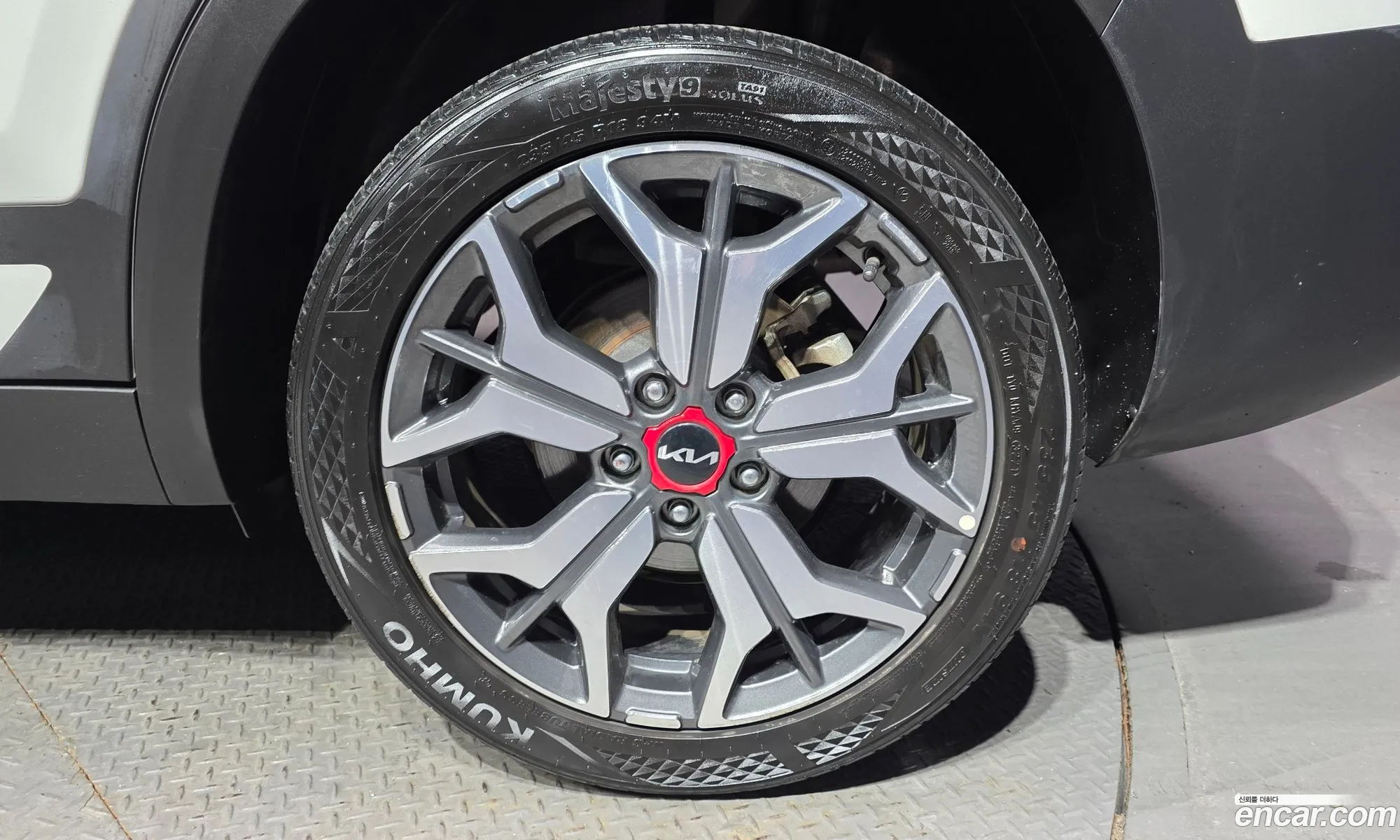 Kia Seltos 2022 KNAET812GPK314233 — 9