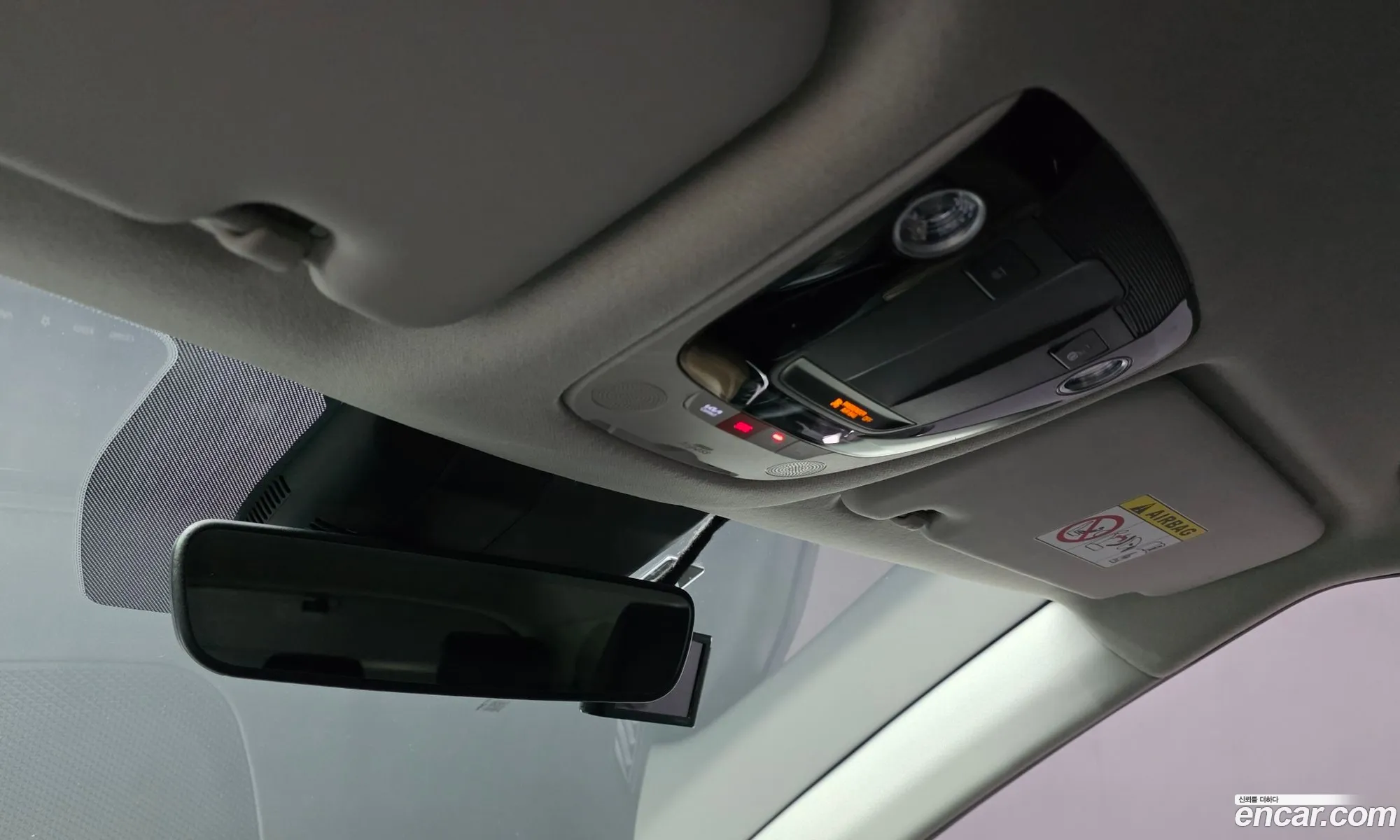 Kia Seltos 2022 KNAET812GPK314233 — 18