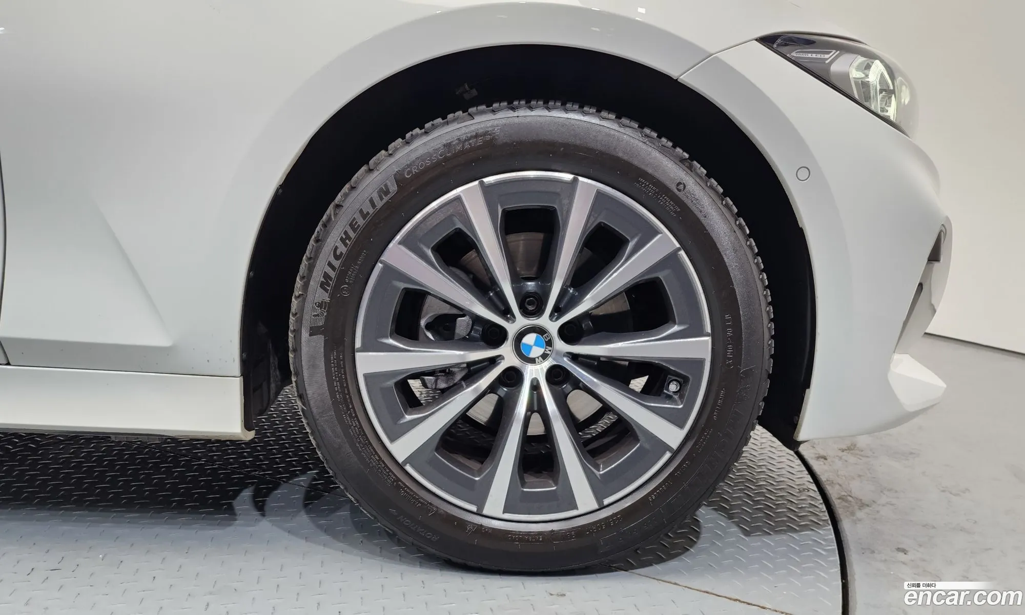 BMW 3 Series 2024 WBA61FS06RFT09535 — 11