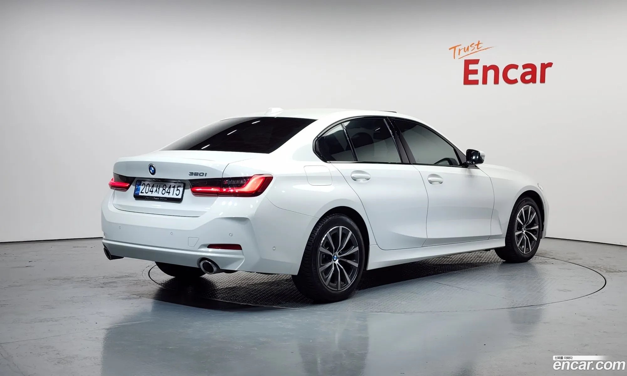 BMW 3 Series 2024 WBA61FS06RFT09535 — 7