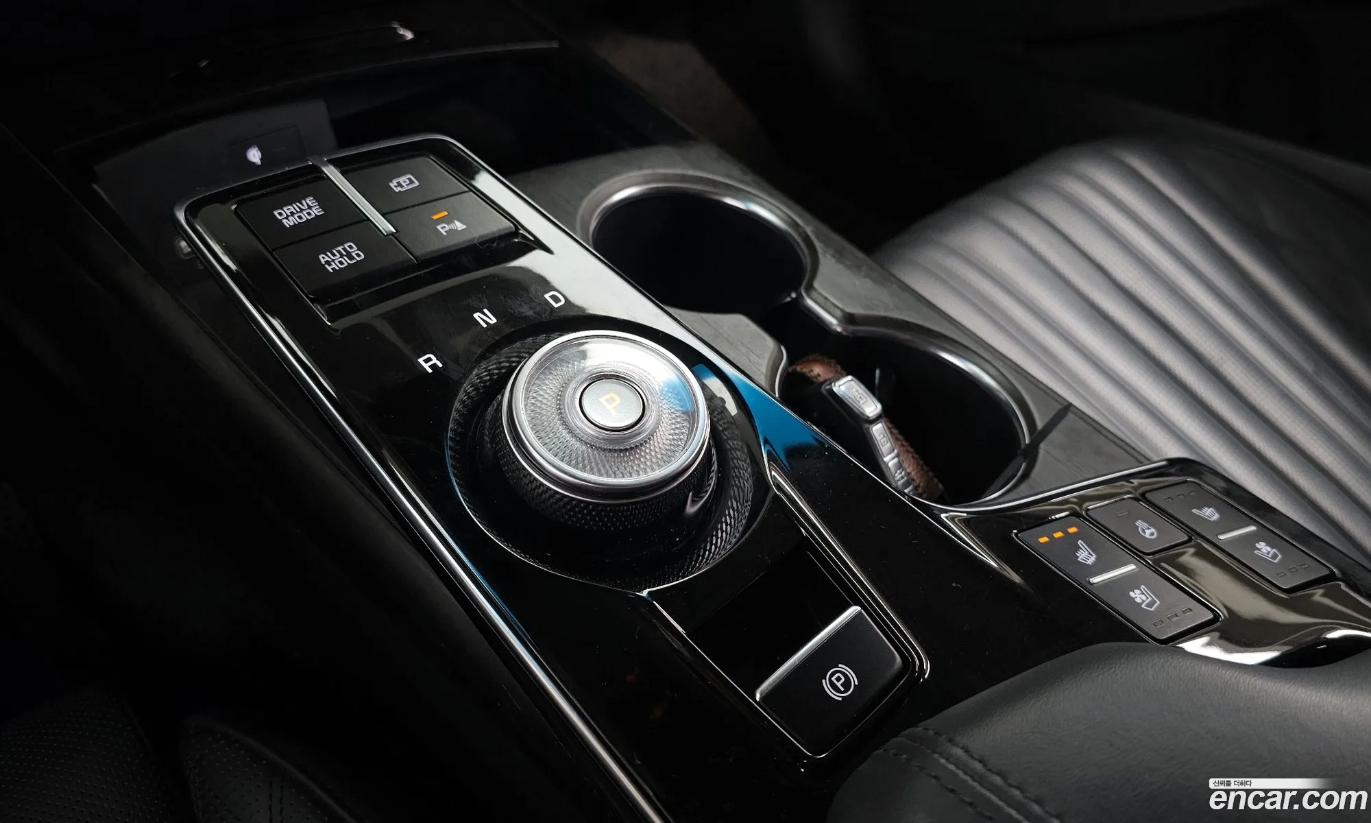 Kia K8 Hybrid 2022 — 20