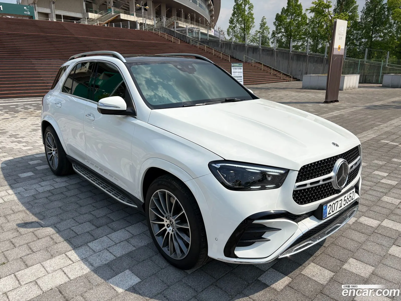 Mercedes-Benz GLE-Class W167 2025 — 10