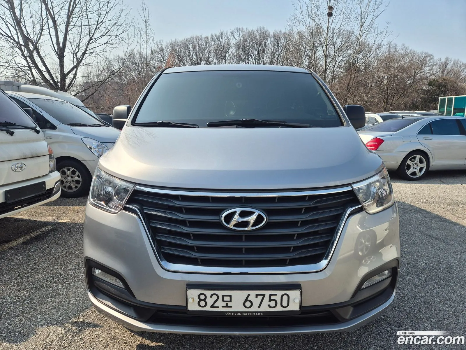 Hyundai Grand Starex 2019 — 19