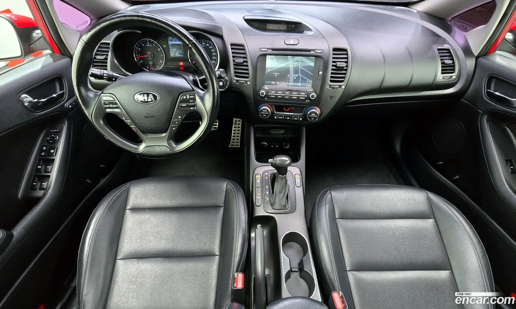 Kia K3 2012 — 10