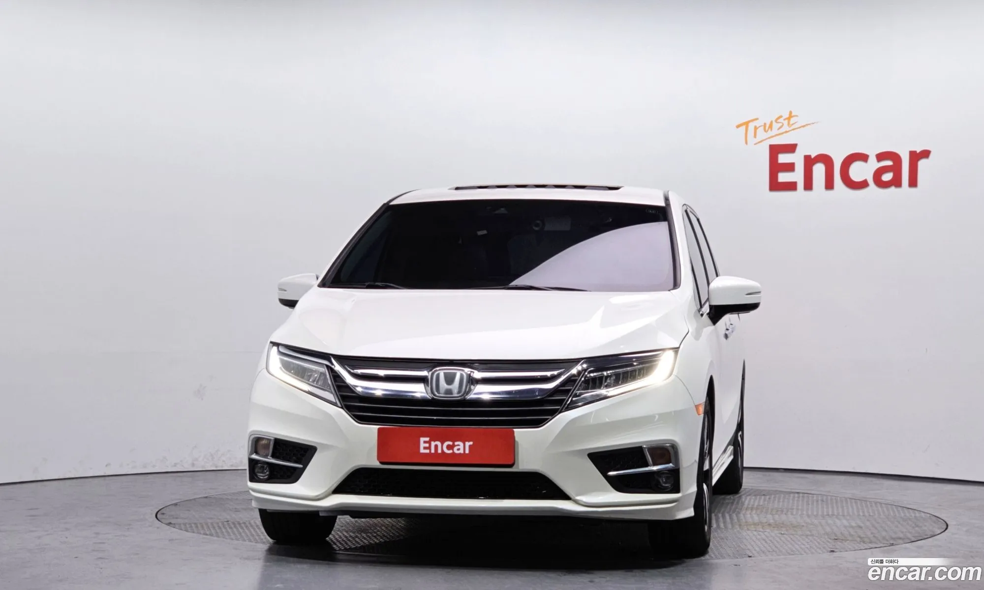 Honda Odyssey 2017 5KBRL6880JB600001 — 5