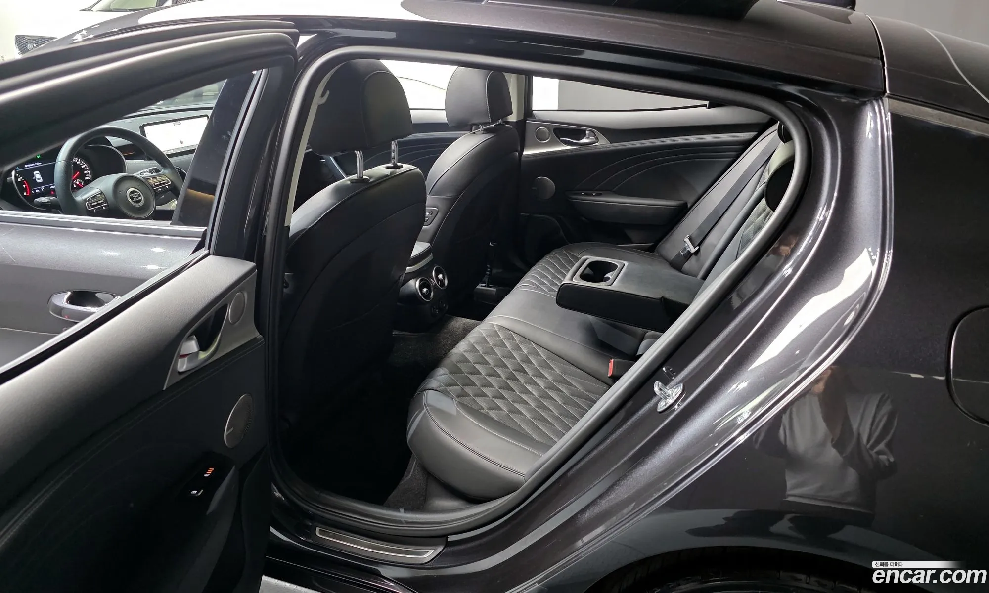 Kia Stinger Meister 2020 — 4