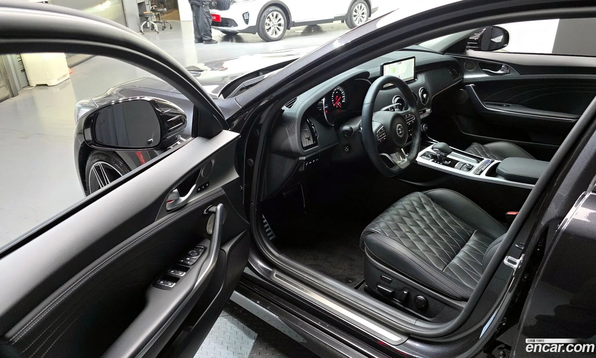 Kia Stinger Meister 2020 — 9