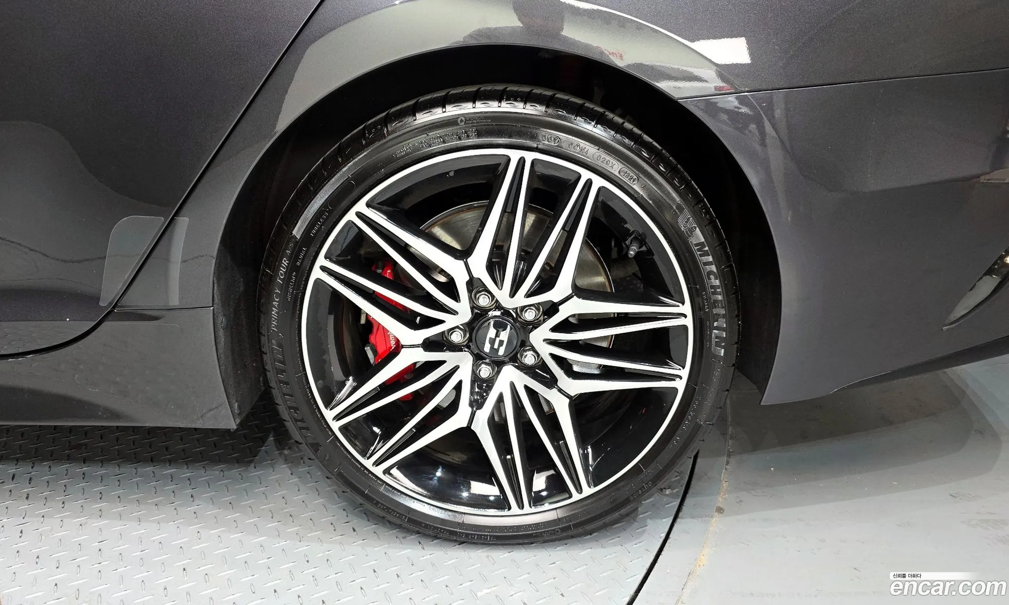 Kia Stinger Meister 2020 — 7