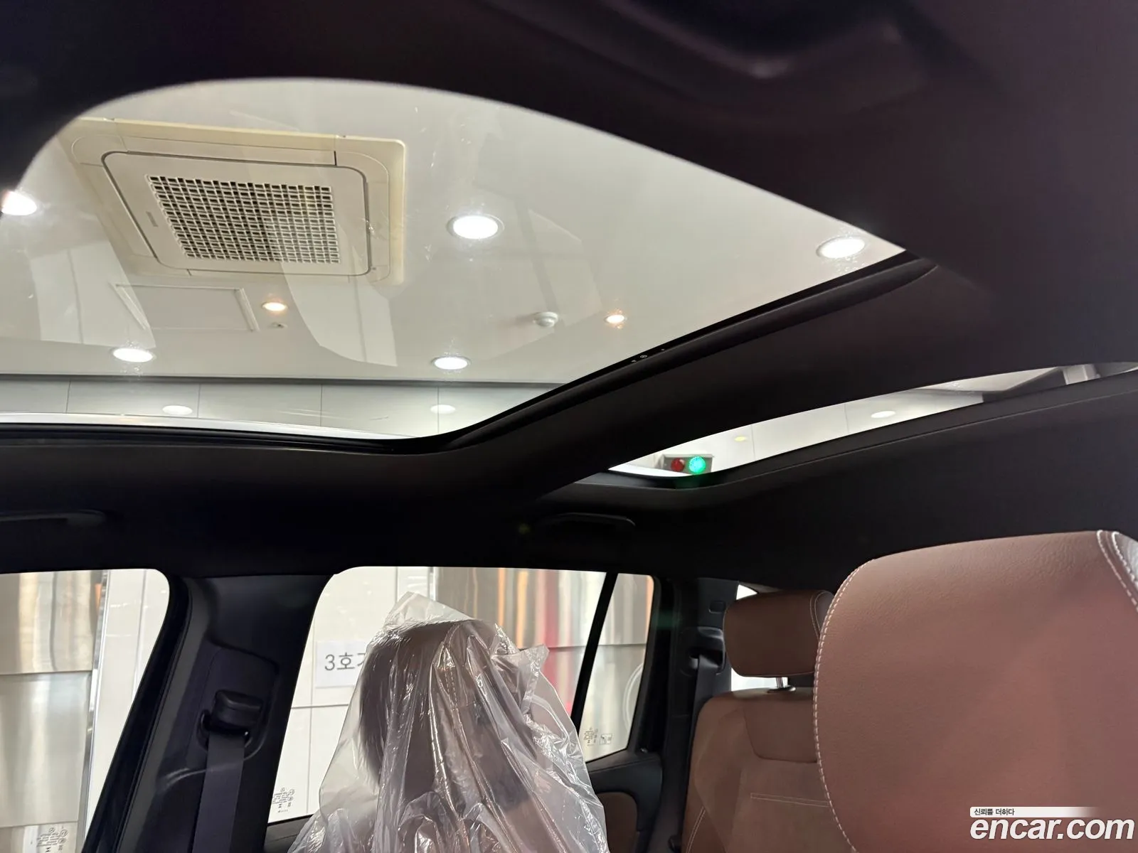 Mercedes-Benz GLB-Class X247 2025 — 10