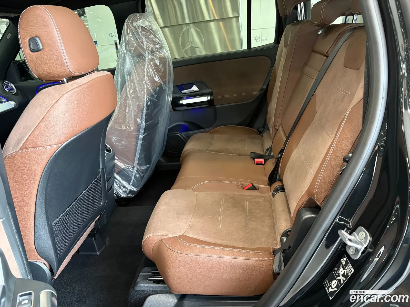 Mercedes-Benz GLB-Class X247 2025 — 18