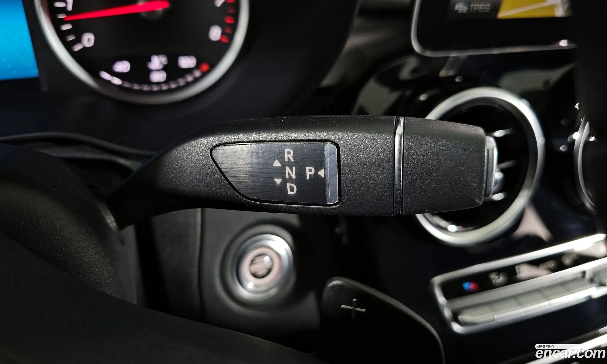 Mercedes-Benz C-Class W205 2019 — 13