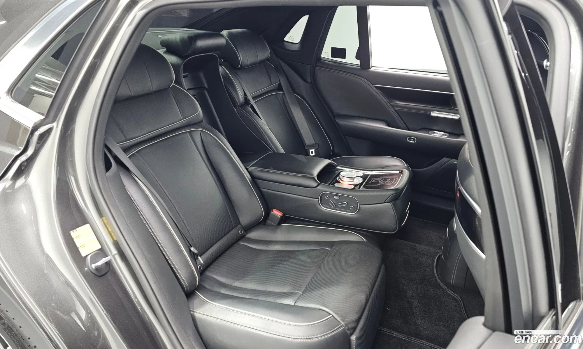 Genesis G90 2022 — 5