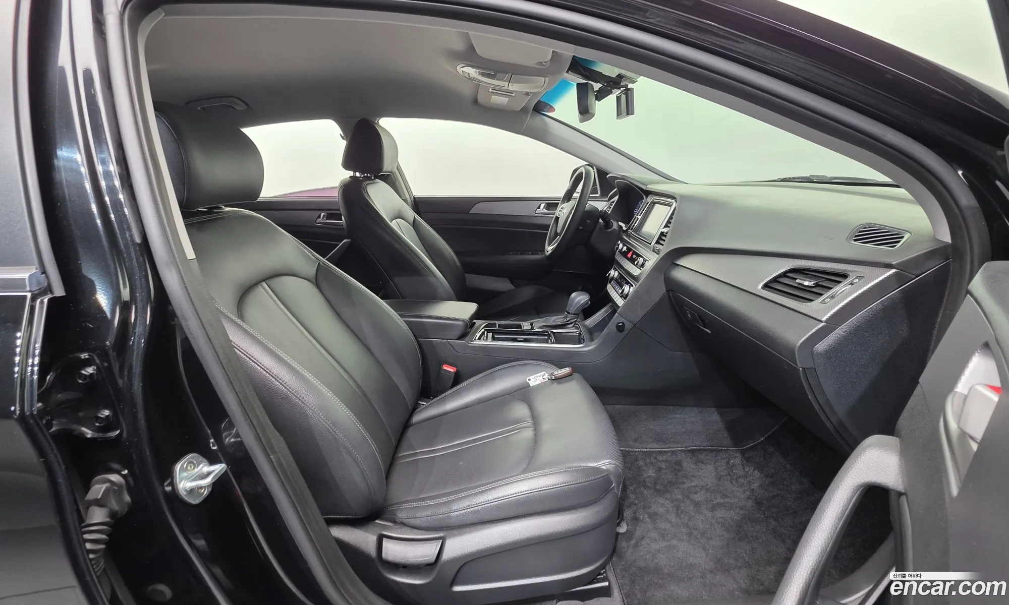 Hyundai Sonata New Rise 2017 — 16
