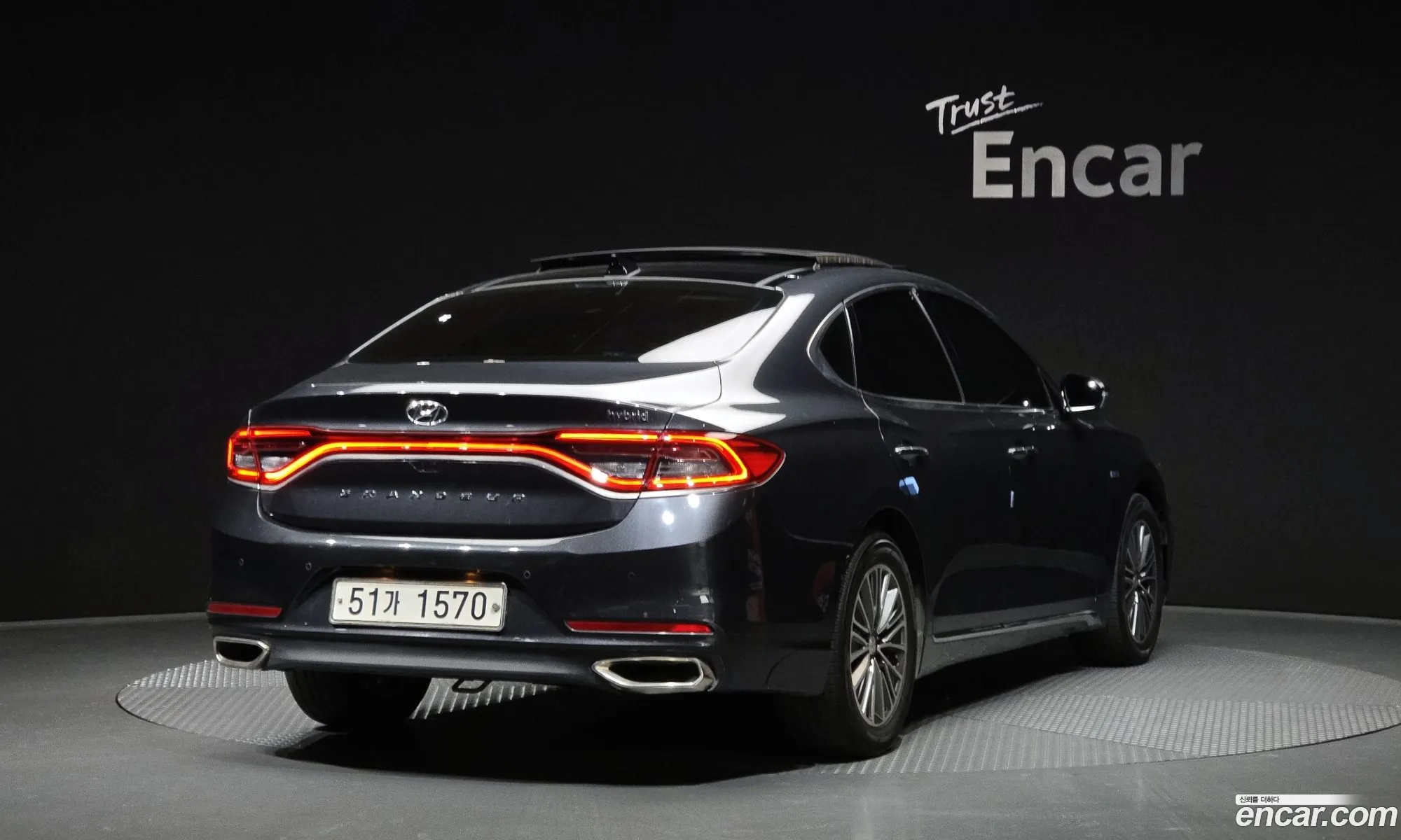 Hyundai Grandeur IG Hybrid 2017 — 17