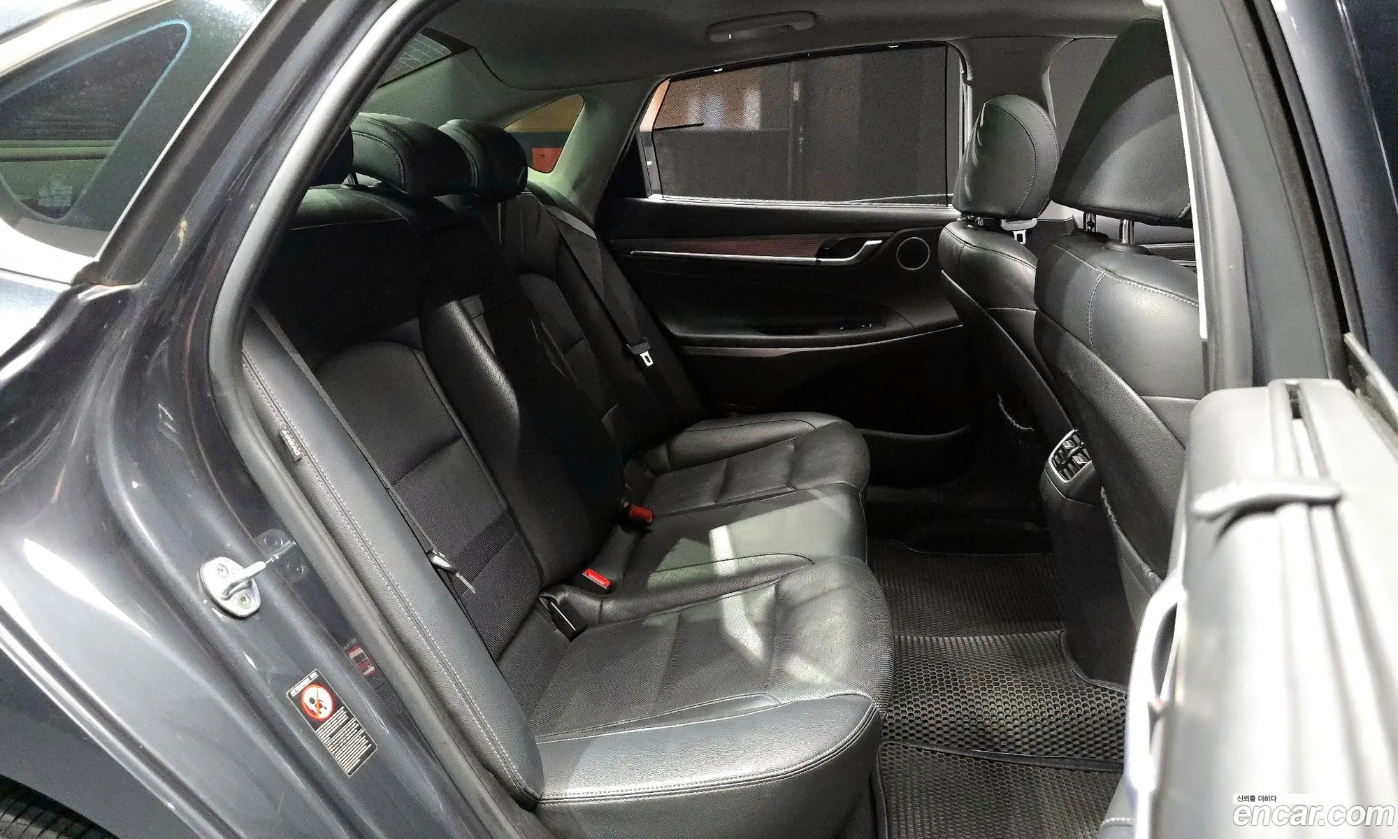 Hyundai Grandeur IG Hybrid 2017 — 19