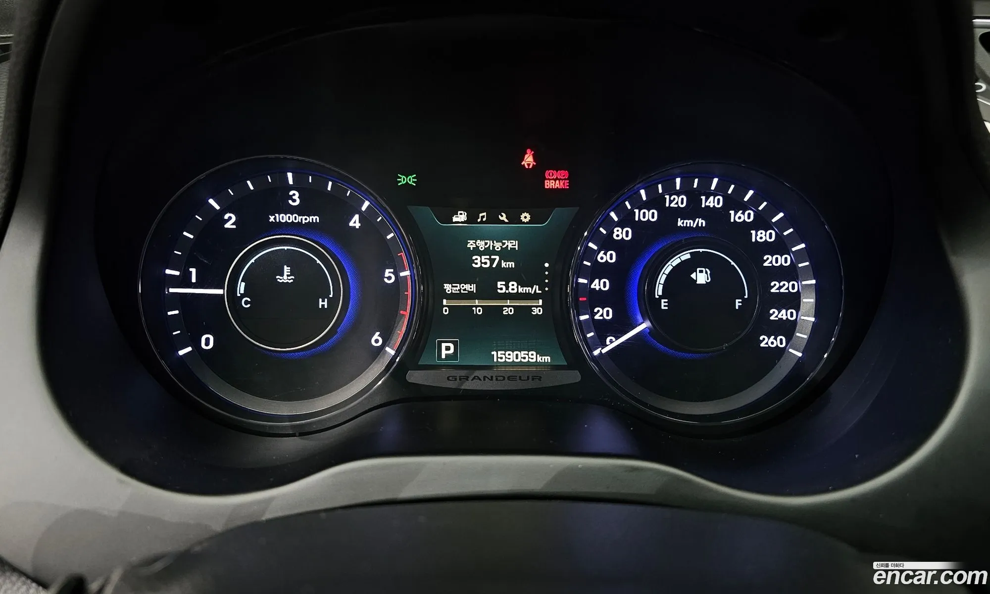 Hyundai Grandeur HG 2014 — 16