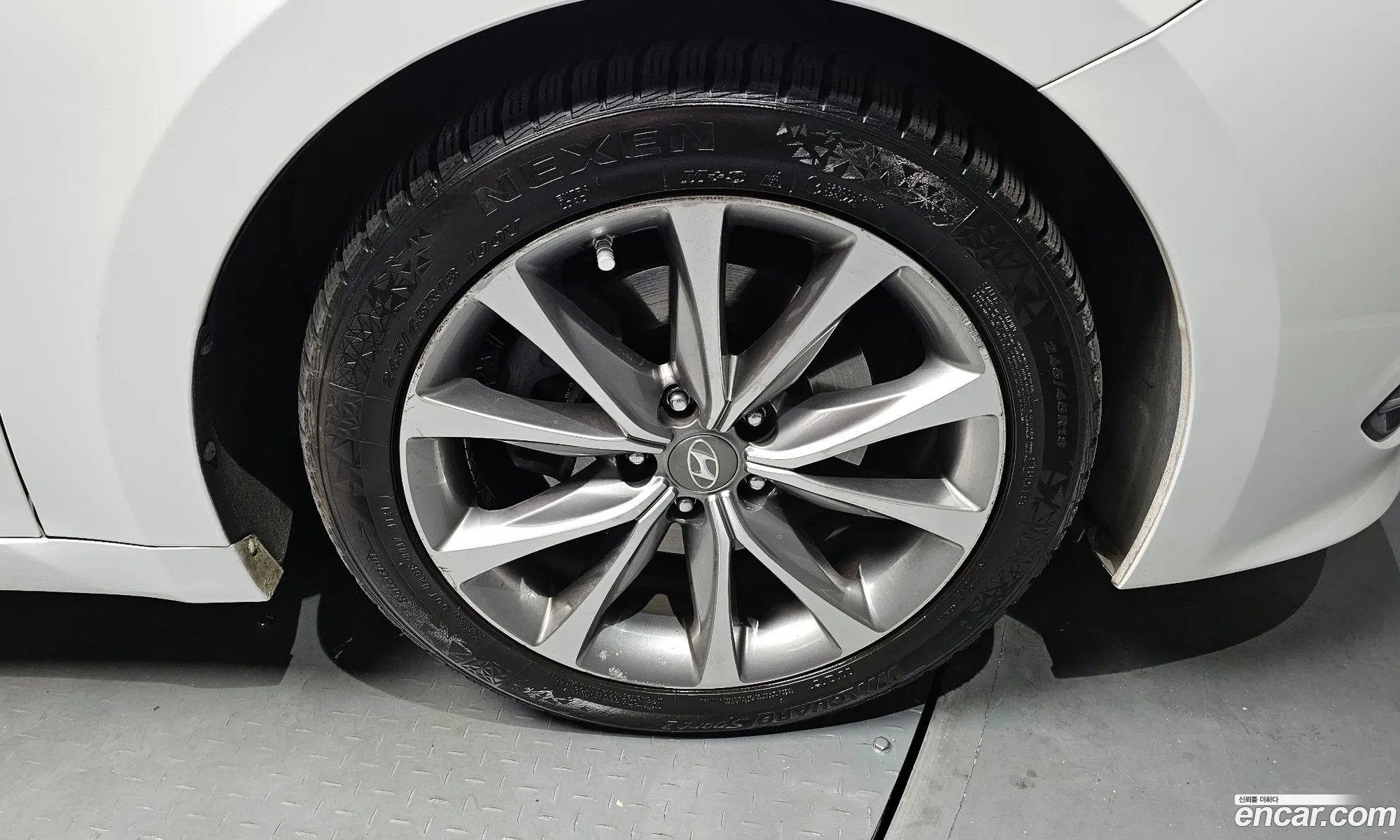 Hyundai Grandeur HG 2014 — 10