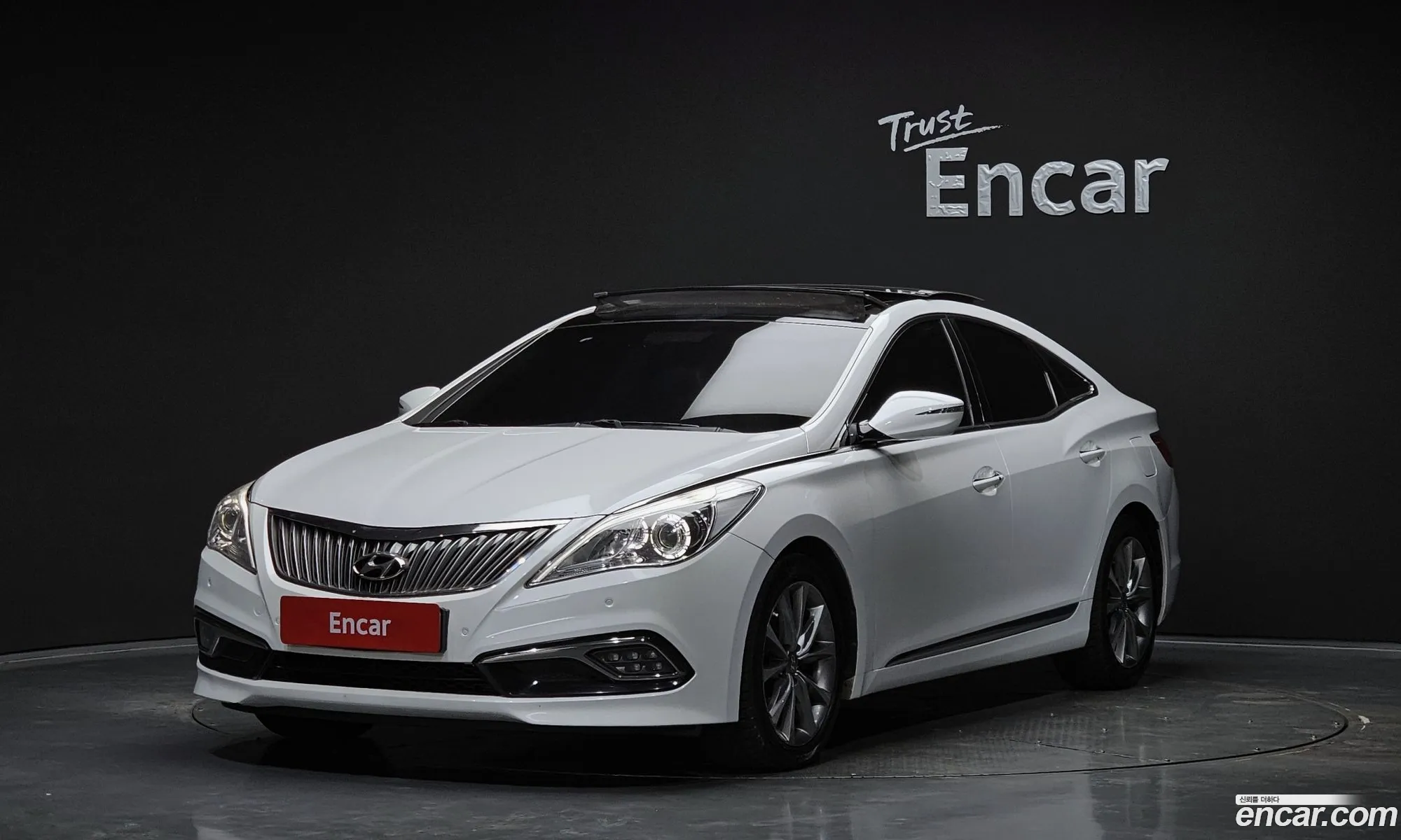 Hyundai Grandeur HG 2014 — 19
