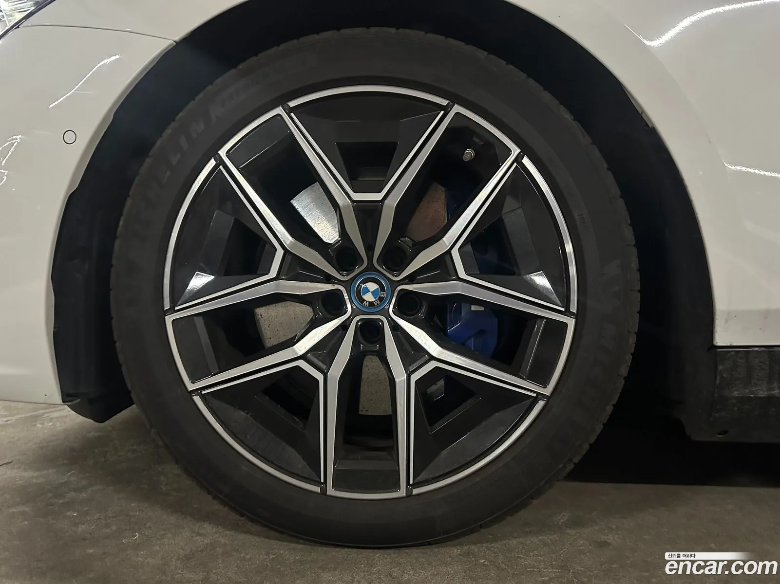 BMW i5 2024 — 5