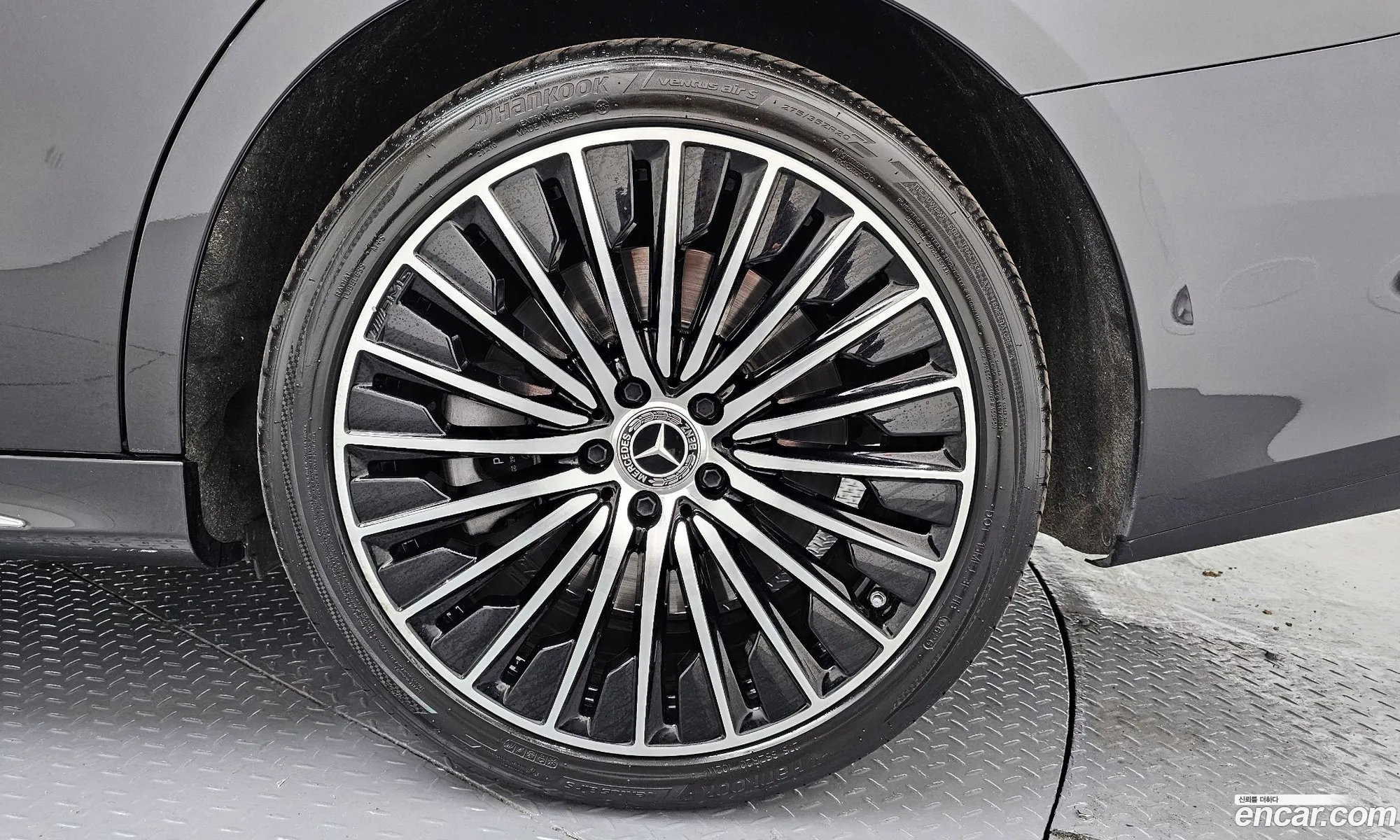 Mercedes-Benz E-Class W214 2024 W1KLF6BB5RA048667 — 9