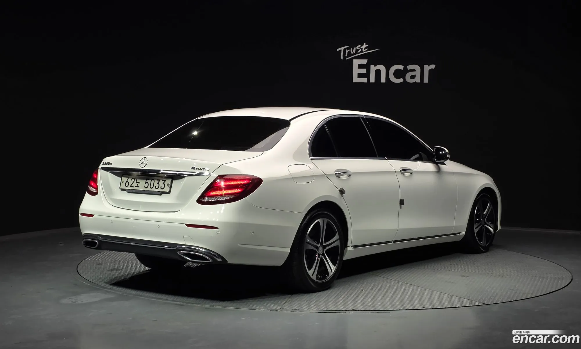 Mercedes-Benz E-Class W213 2017 WDDZF0FB3HA195702 — 11