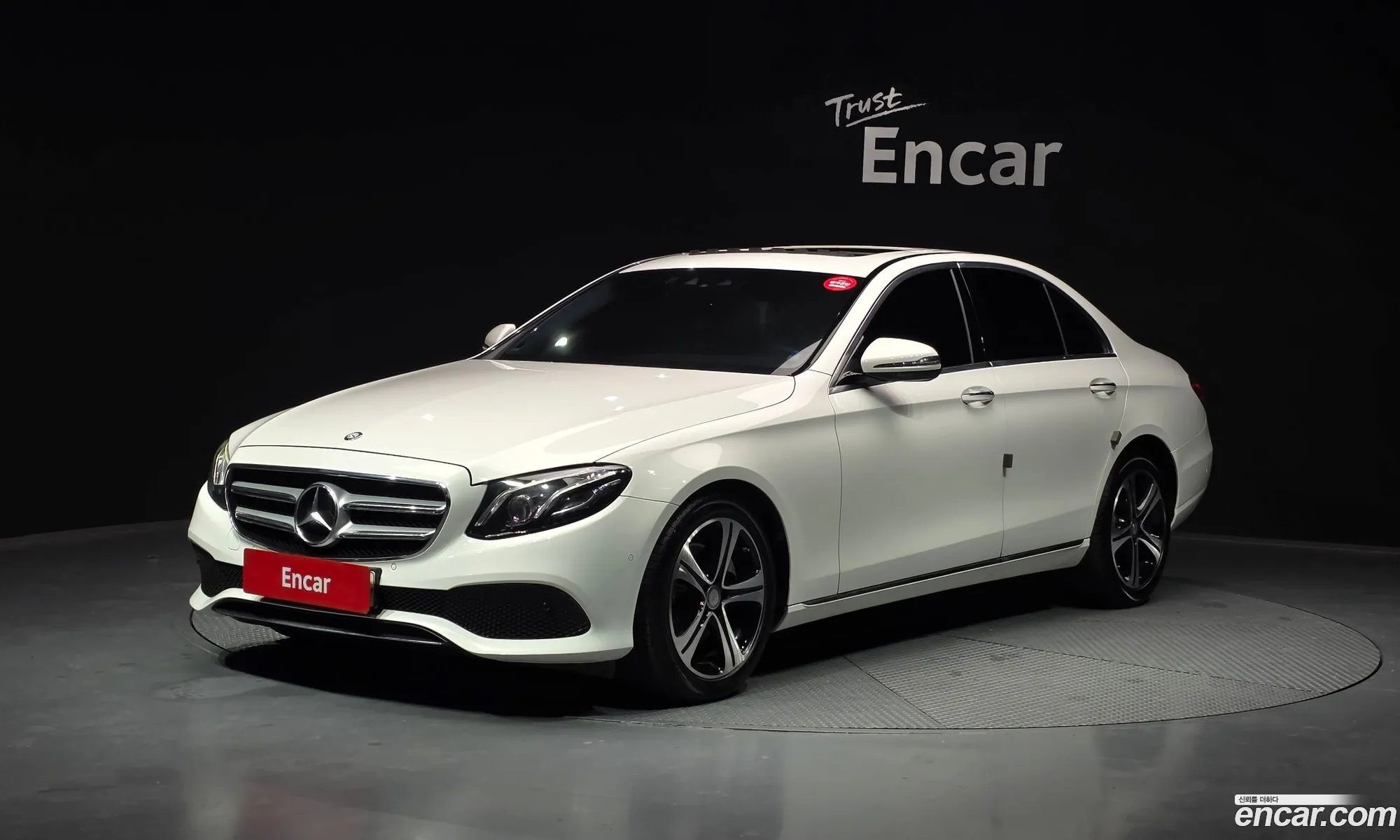 Mercedes-Benz E-Class W213 2017 WDDZF0FB3HA195702 — 9
