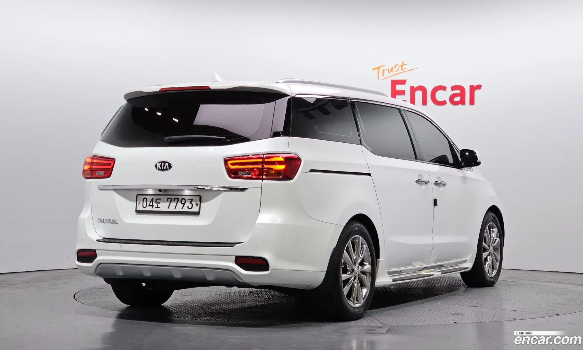 Kia Carnival 2018 — 4