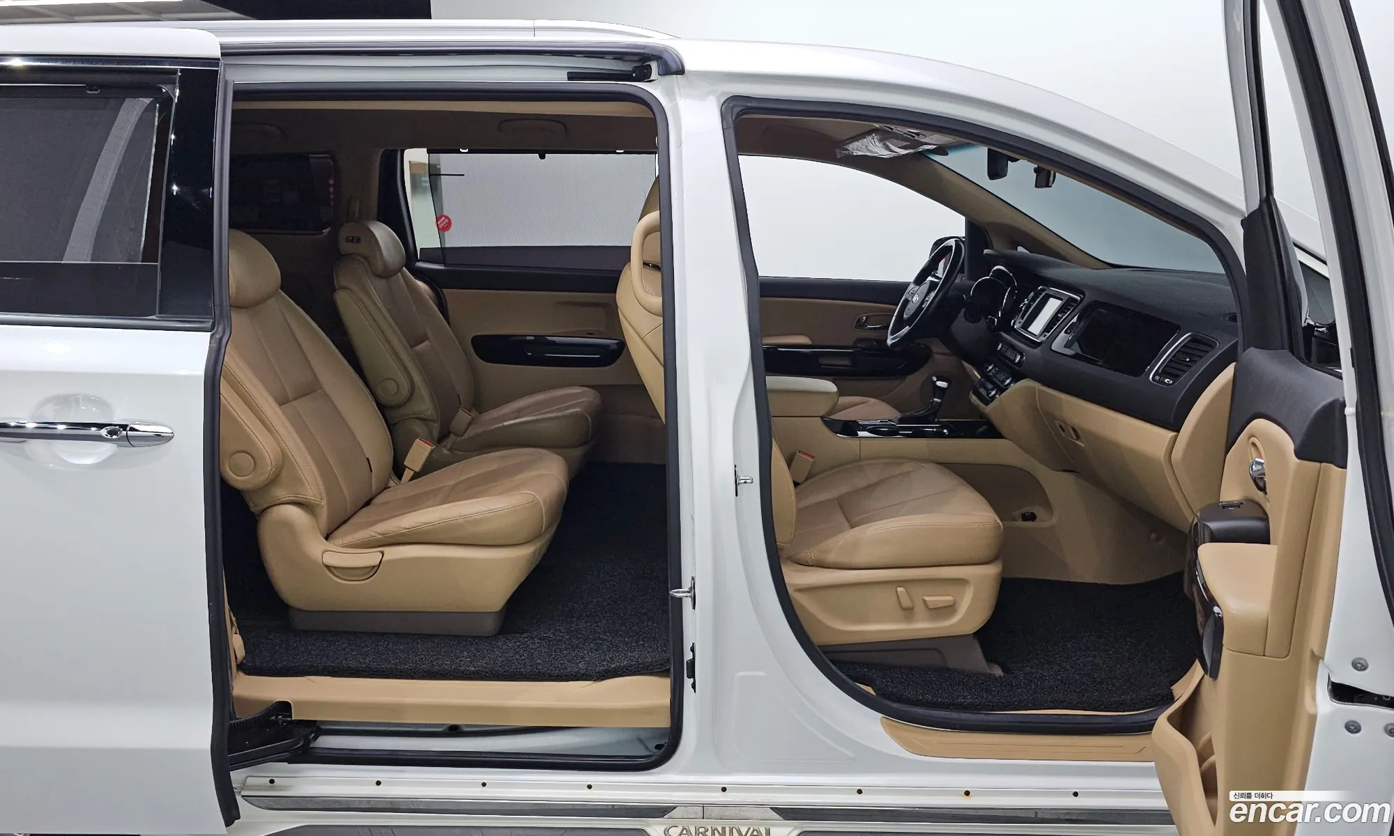 Kia Carnival 2018 — 12