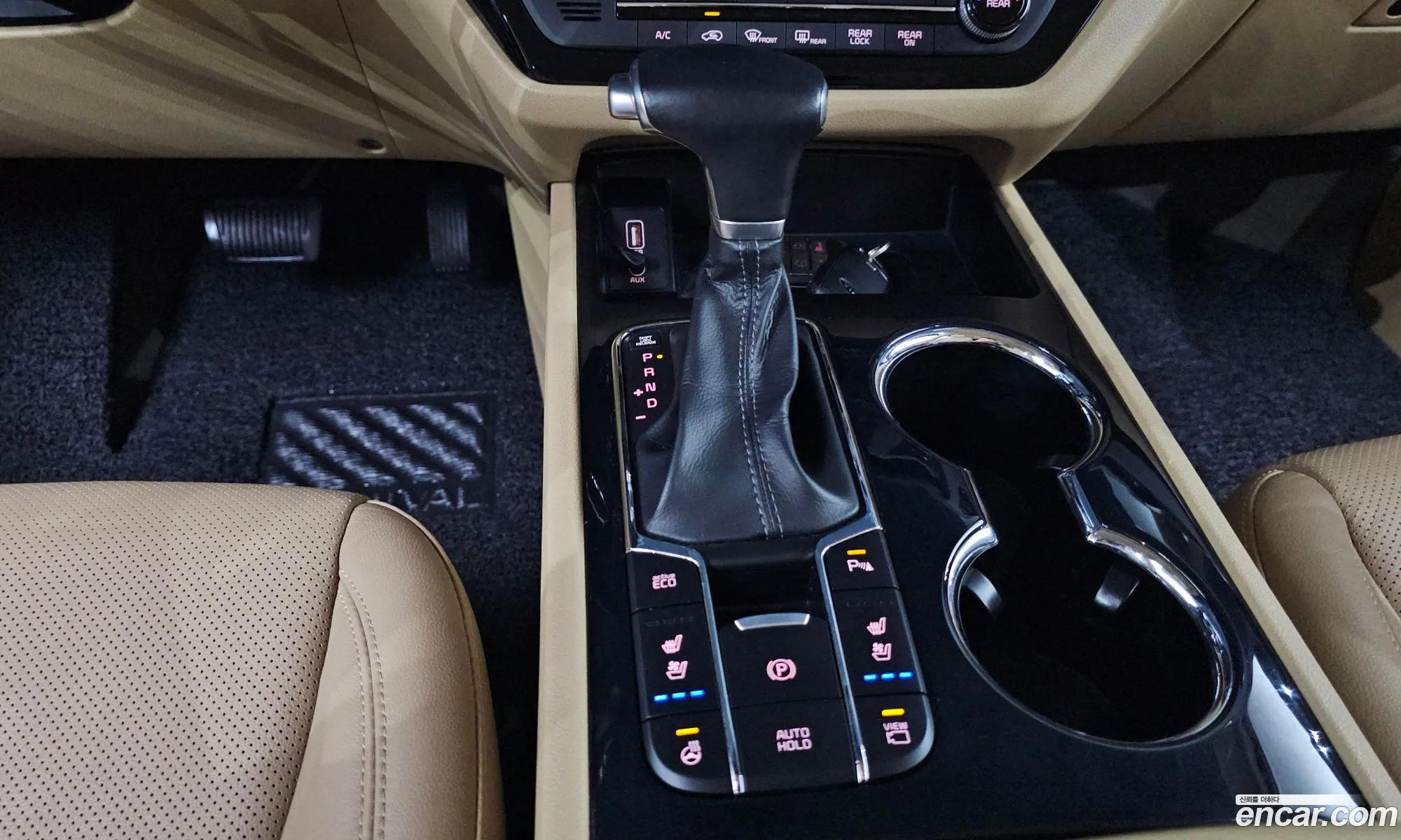 Kia Carnival 2018 — 18