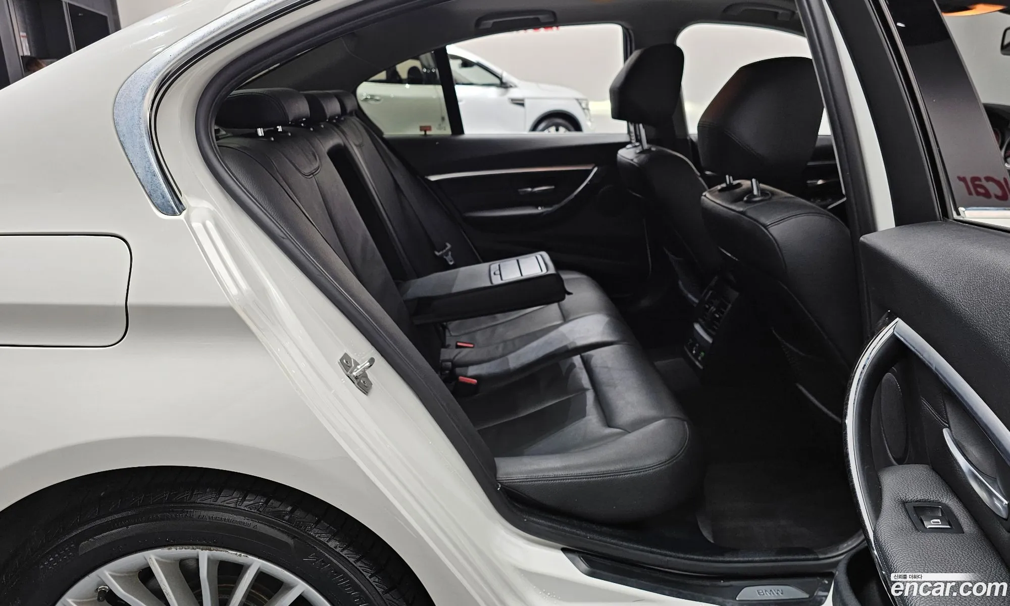BMW 3 Series 2015 WBA8A9107GK462862 — 17