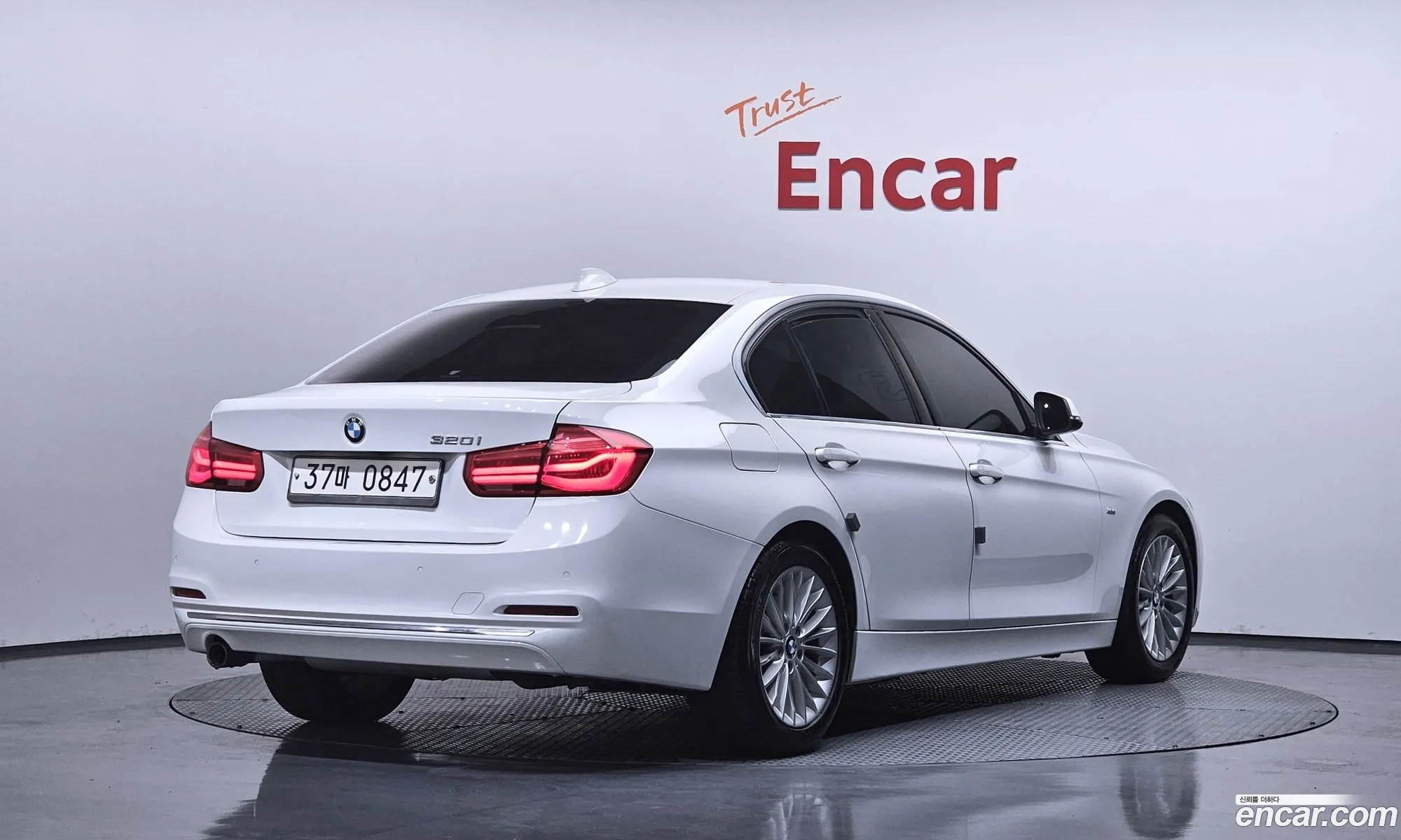 BMW 3 Series 2015 WBA8A9107GK462862 — 2