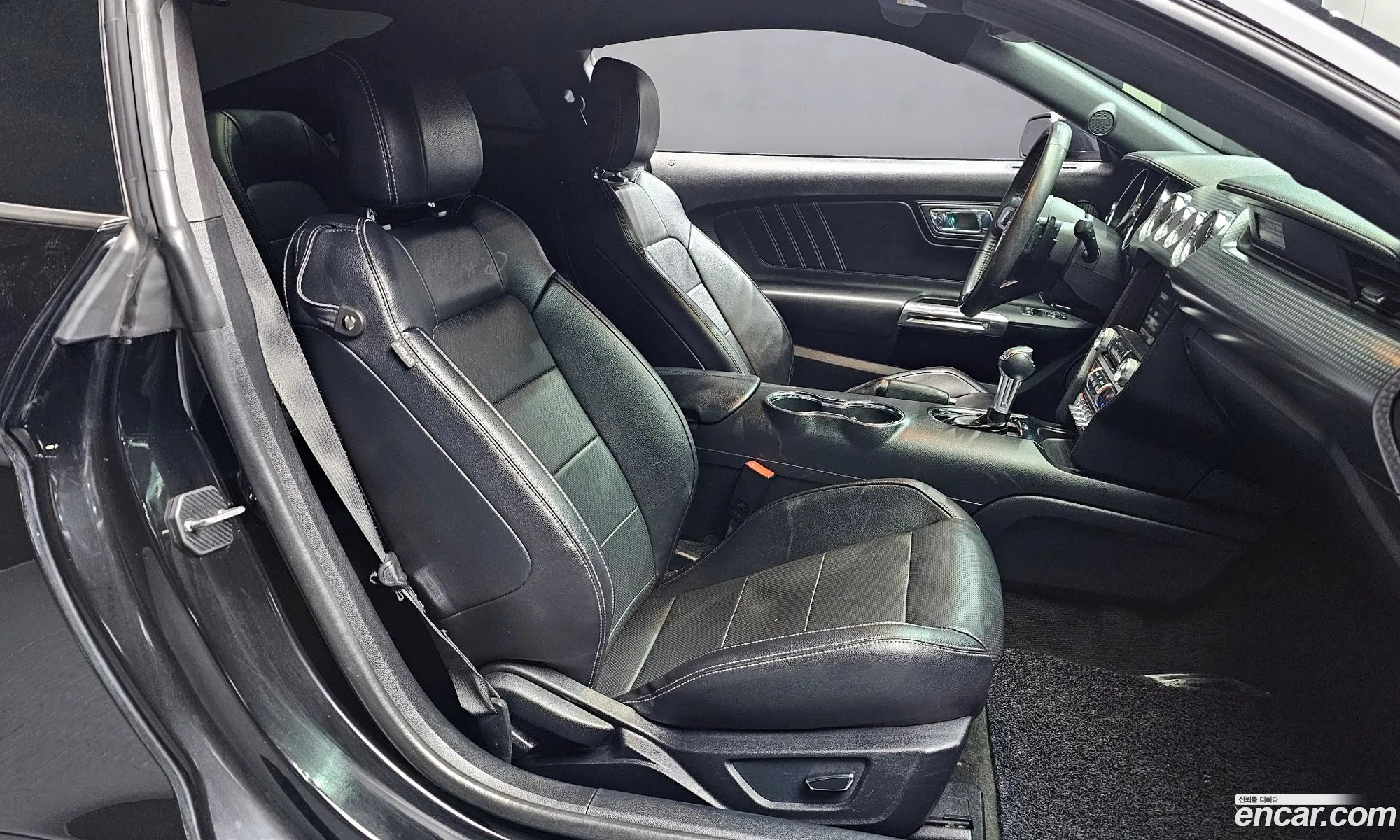 Ford Mustang 2016 1FA6P8TH1G5308707 — 5
