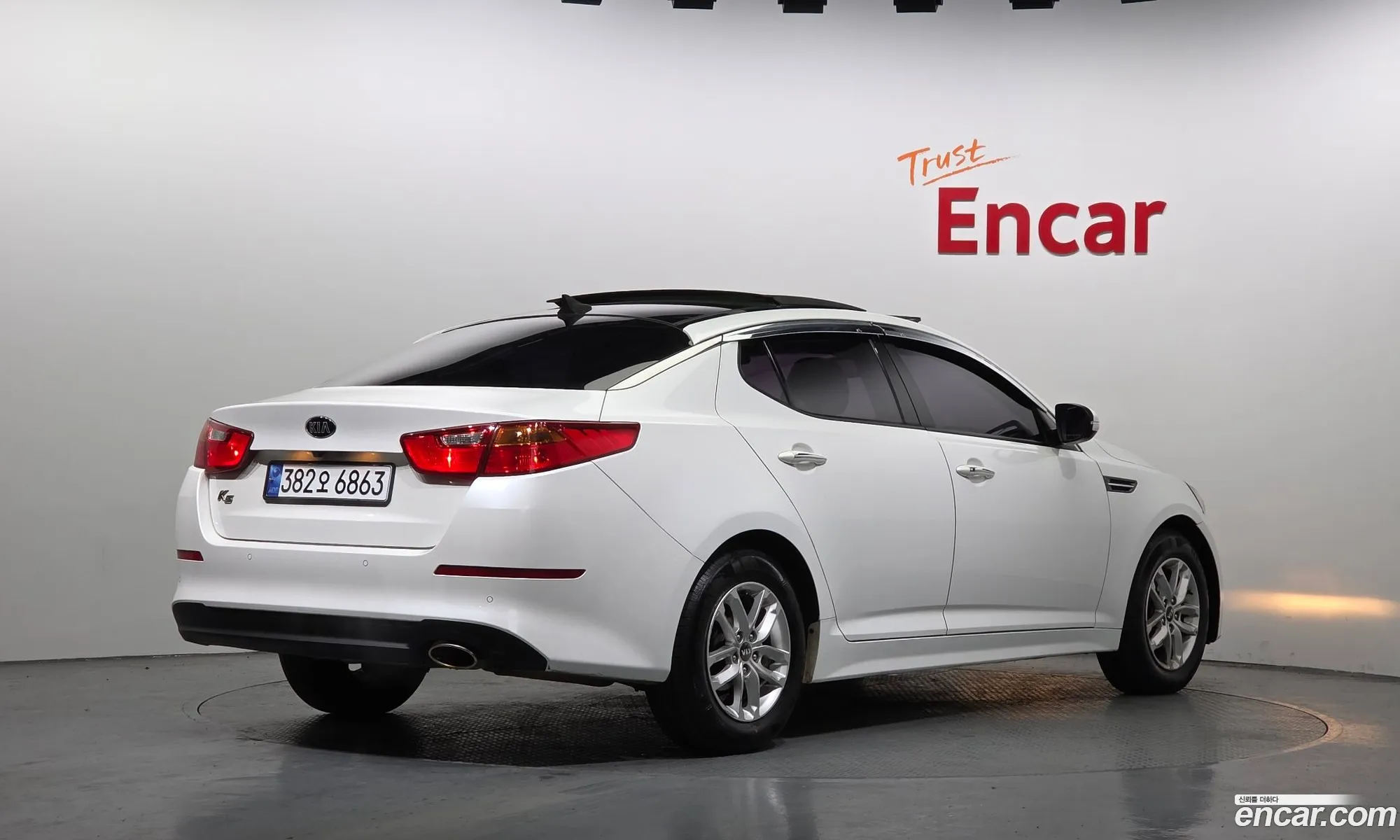 Kia K5 2015 — 18