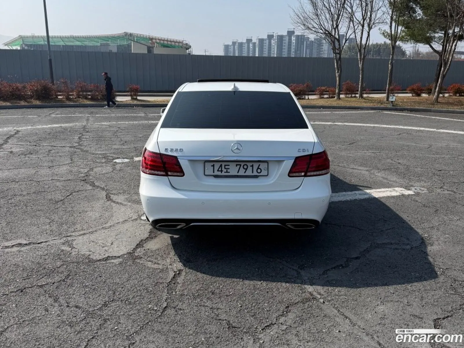 Mercedes-Benz E-Class W212 2014 — 8
