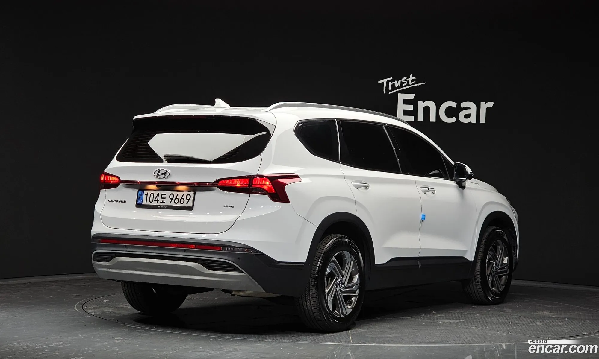 Hyundai Santa Fe 2021 — 3