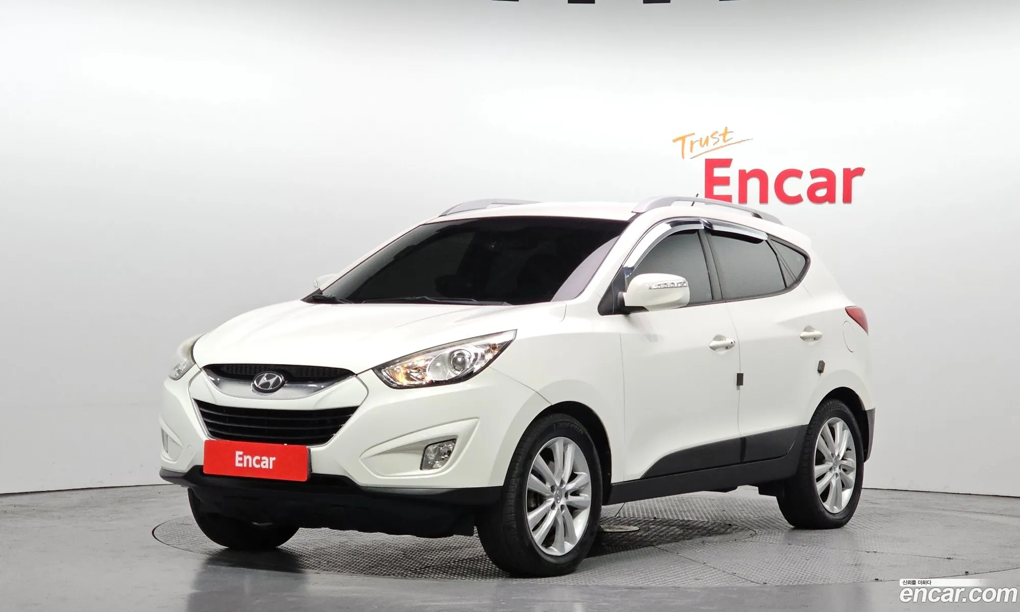 Hyundai Tucson ix 2011 — 12