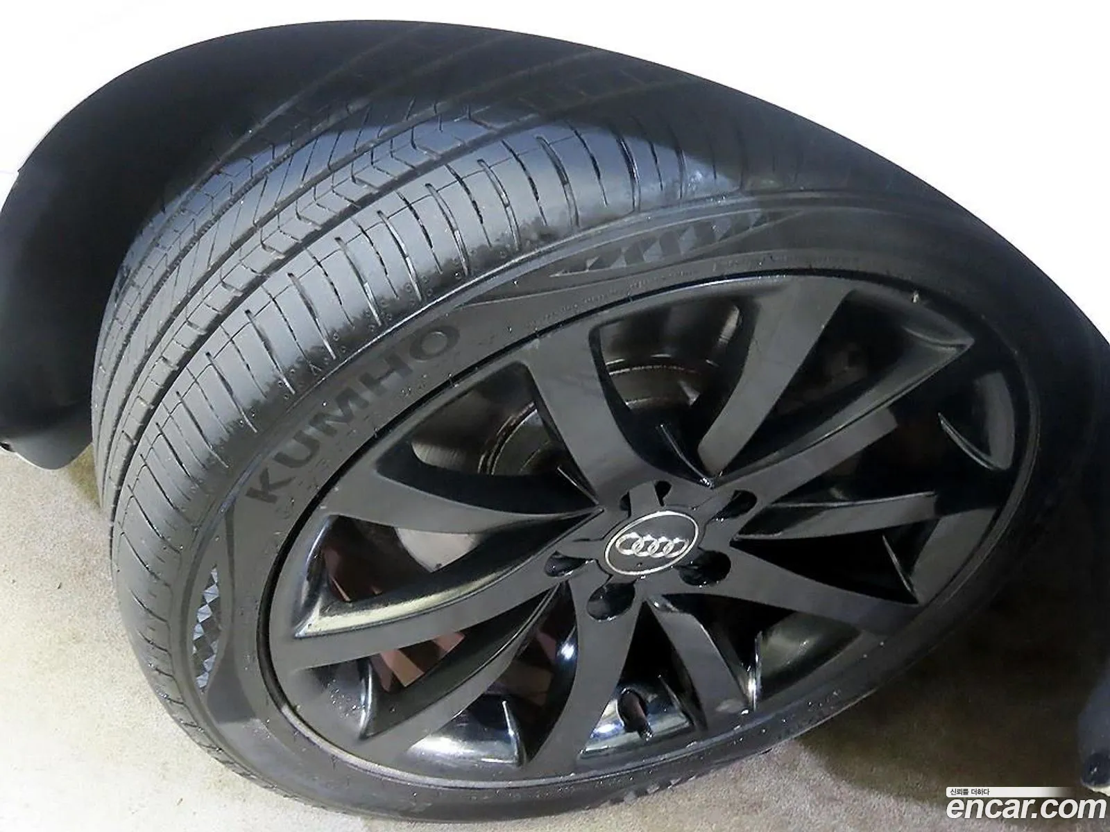 Audi A4 2015 — 17