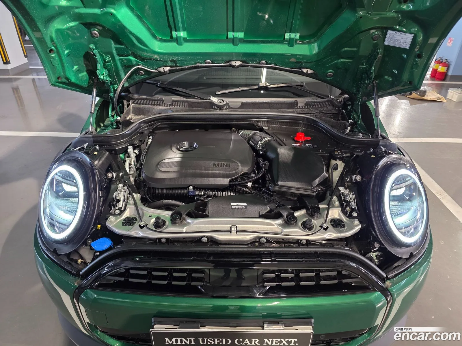 Mini Cooper C Convertible 2025 — 8