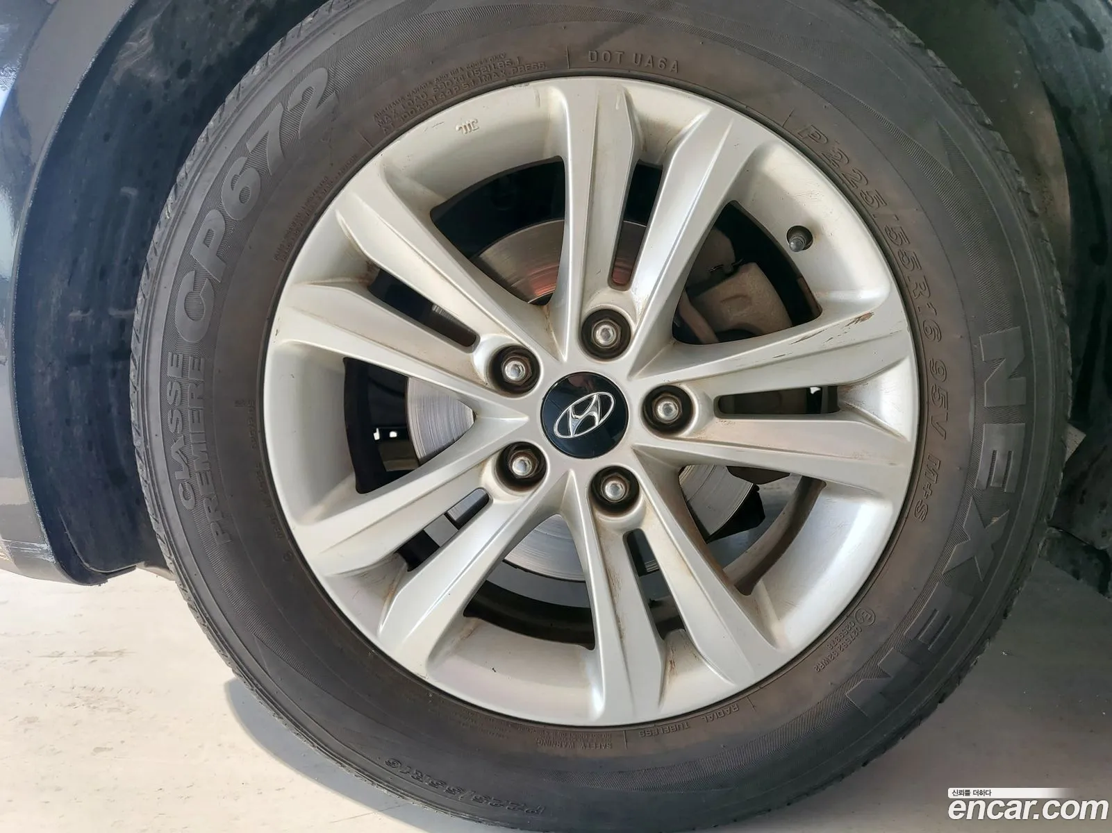 Hyundai YF Sonata 2009 — 12