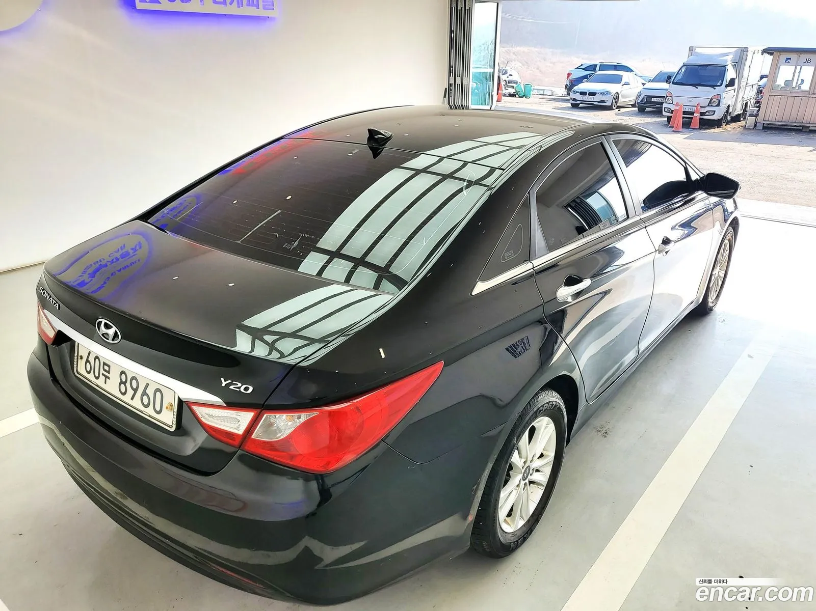 Hyundai YF Sonata 2009 — 3