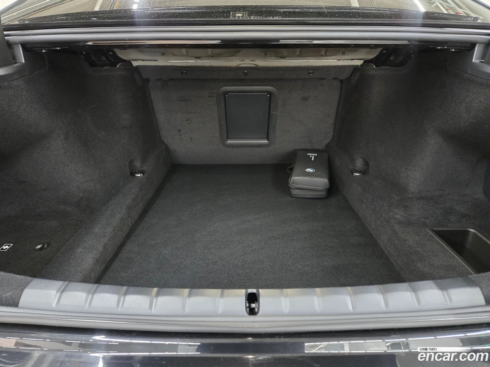 BMW 7 Series 2024 — 11